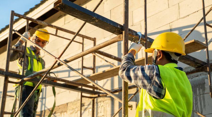 Professional fairlawn roofing services in Griggsville, IL